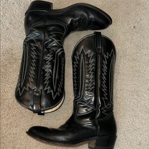 Vintage Mason Black Western Boots with Classic Stitching